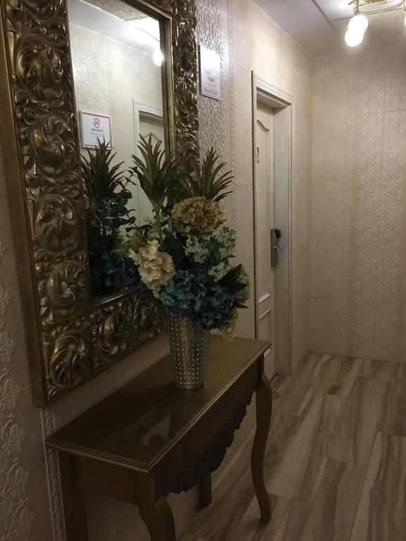 Hostal Lojo โกนิล เด ลาฟรอนเตรา ภายนอก รูปภาพ